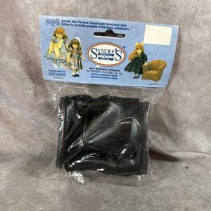 Vintage Syndees Doll Club Western Boots Black Cowboy Cowgirl 18 in Dolls